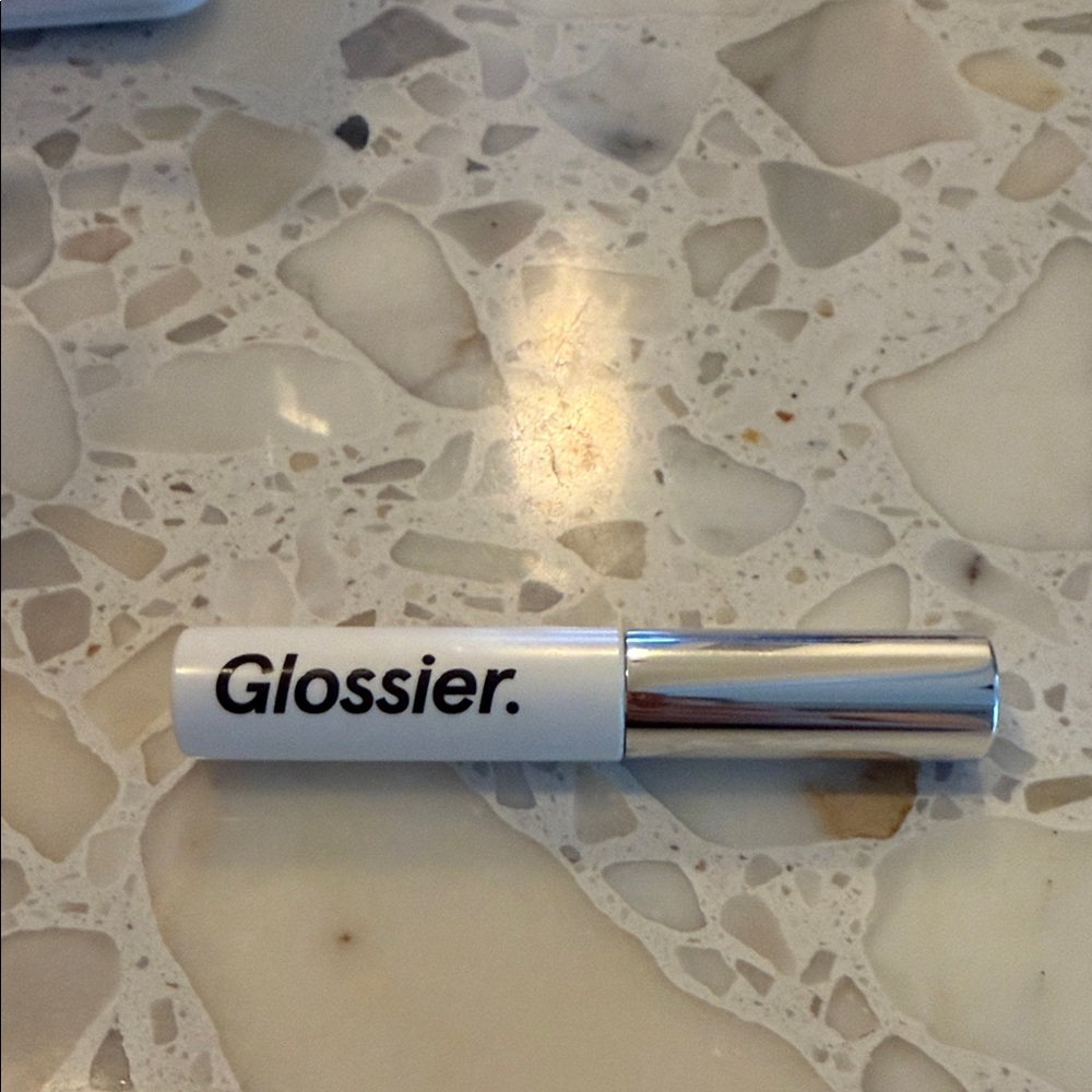 The original, every-day essential for all brows.